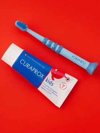 Alternative view of ยาสีฟันเด็ก CURAPROX kids 950 Strawberry (ขนาด 60 มิลลิลิตร)