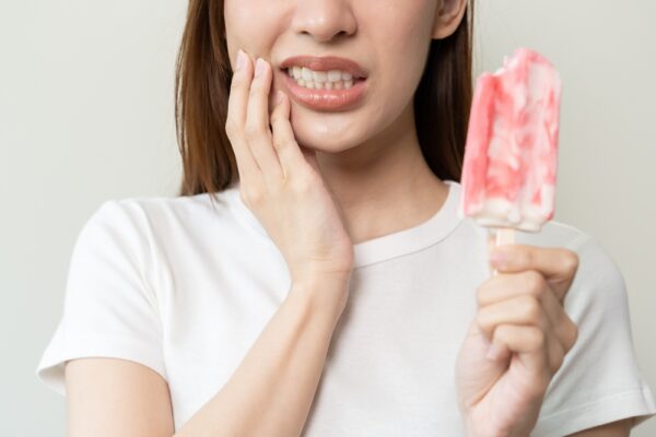 ทำไมกินของหวาน ของเย็นแล้วถึงปวดฟันจี๊ด